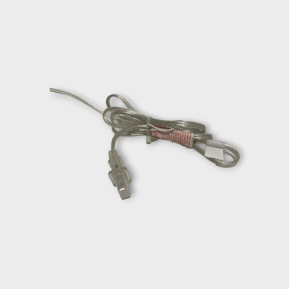 Wire table lamp upholstered with Ankara textile - Picture 9 of 9